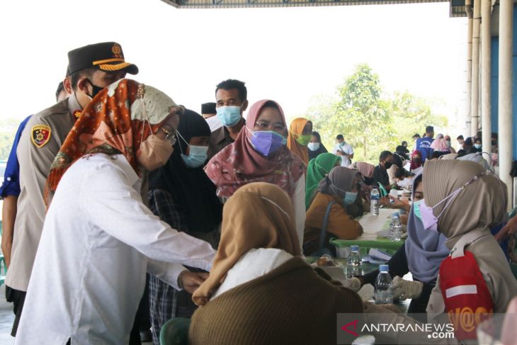 Hingga akhir Oktober, 834.694 Warga Kabupaten Serang sudah divaksin