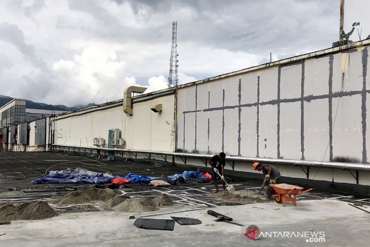 Bangunan mal yang rusak akibat gempa di Ambon mulai diperbaiki begini penjelasannya
