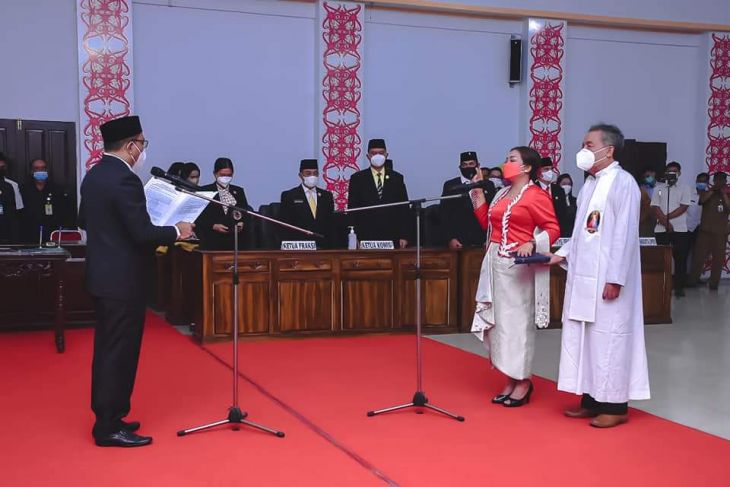 Susilia resmi jadi Anggota DPRD Ketapang
