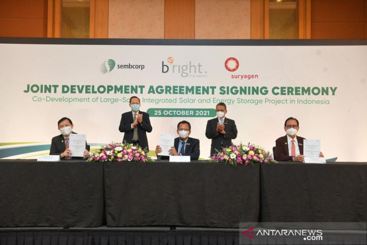 Tiga proyek solar panel segera dibangun oleh Indonesia dan Singapura