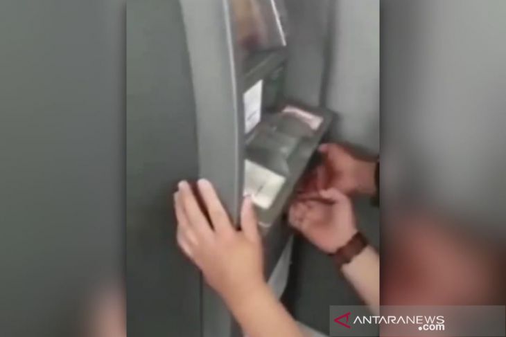 Polisi Bandung amankan pembobol ATM di kompleks TNI
