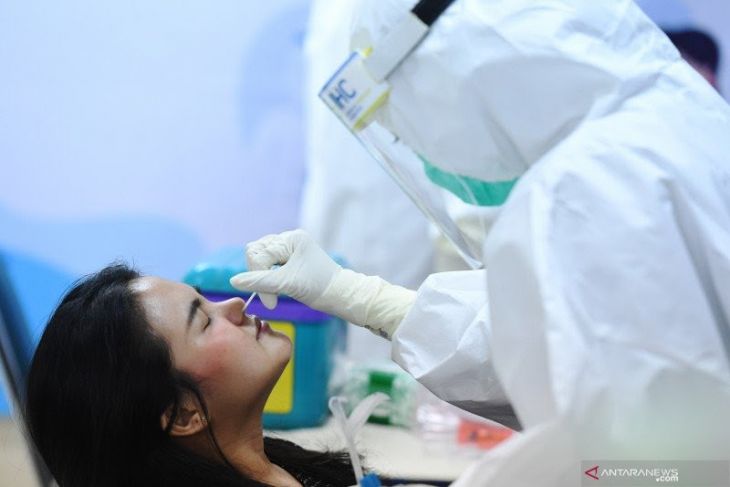 Wamenkes sebut tarif PCR Rp300 ribu masuk akal untuk dilaksanakan