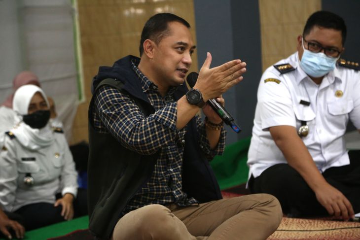 Mulai Januari 2022, Ketua RT se-Surabaya harus bisa akses pelayanan adminduk daring