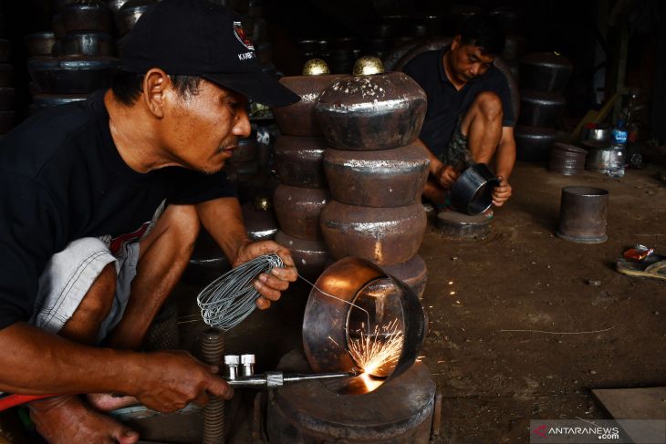 Industri Rumahan Gamelan di Ponorogo