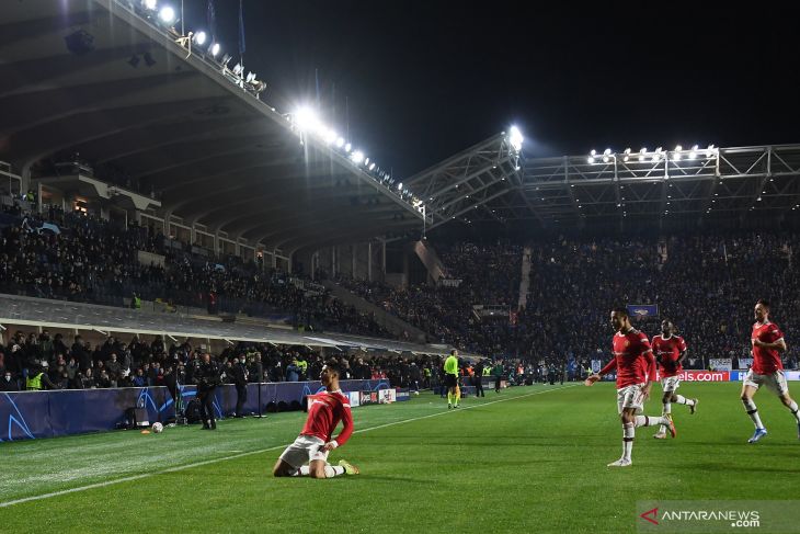 Dua gol Ronaldo bantu MU curi satu poin di kandang Atalanta