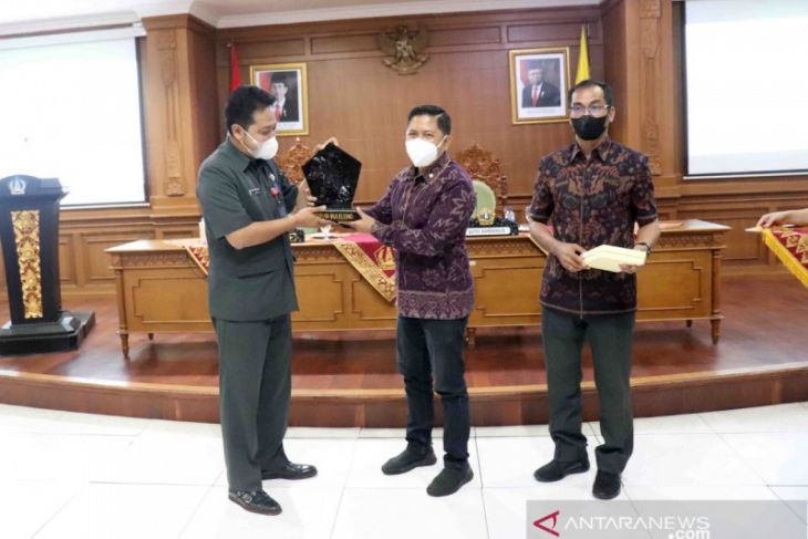 Pemkab Buleleng lakukan studi komparasi ke Pemkab Gianyar dan Badung