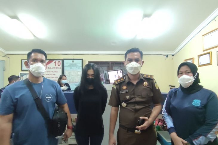 Kejari Denpasar-Bali tangkap buron kasus narkotika