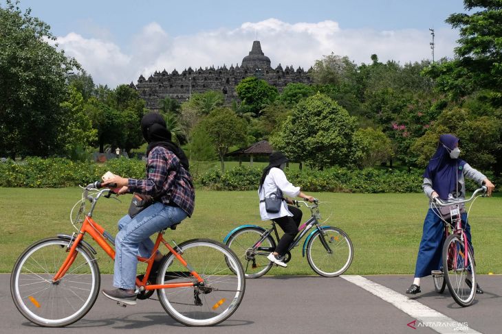 Menariknya pola perjalanan wisata tematik di Borobudur
