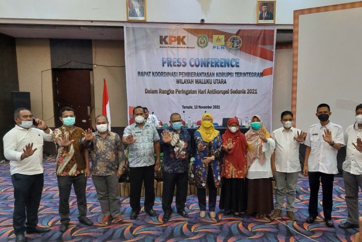Gubernur Malut ajak semua pihak manfaatkan layanan Informasi KPK