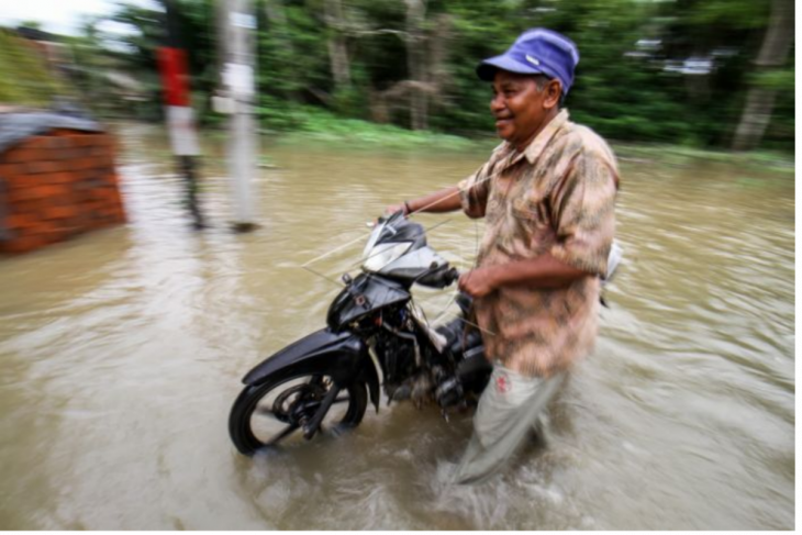 Banjir akibat luapan sungai