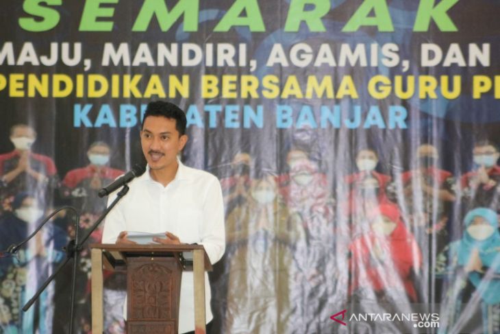 Saidi Mansyur apresiasi peserta lokakarya Disdik Banjar