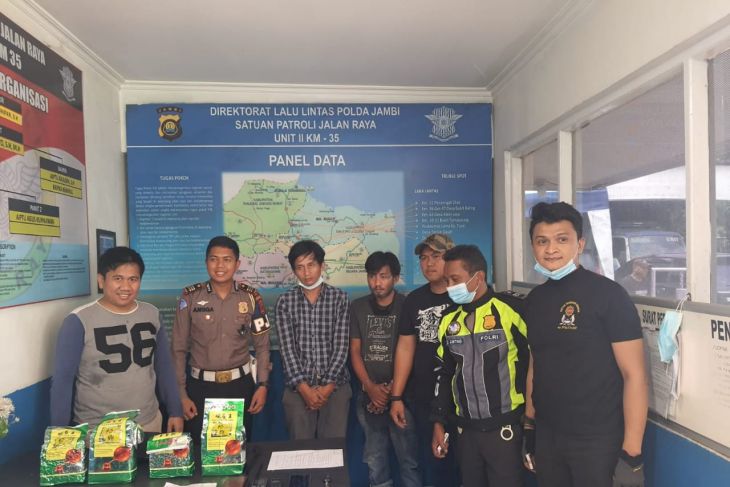 PJR Jambi mengagalkan pengiriman sabu dari Riau ke Tungkal