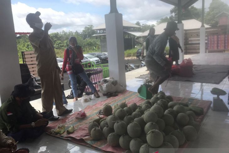 Pasar agribisnis Desa Kembang Kuning mulai beroperasi