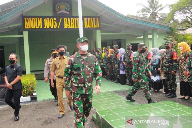 Kasdam VI Mulawarman Brigjen TNI Ibnu Bintang Setiawankunjungi Kodim Batola