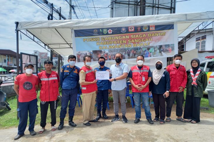 Pertamina berikan bantuan BBM bagi kendaraan PMI di Kabupaten Sanggau