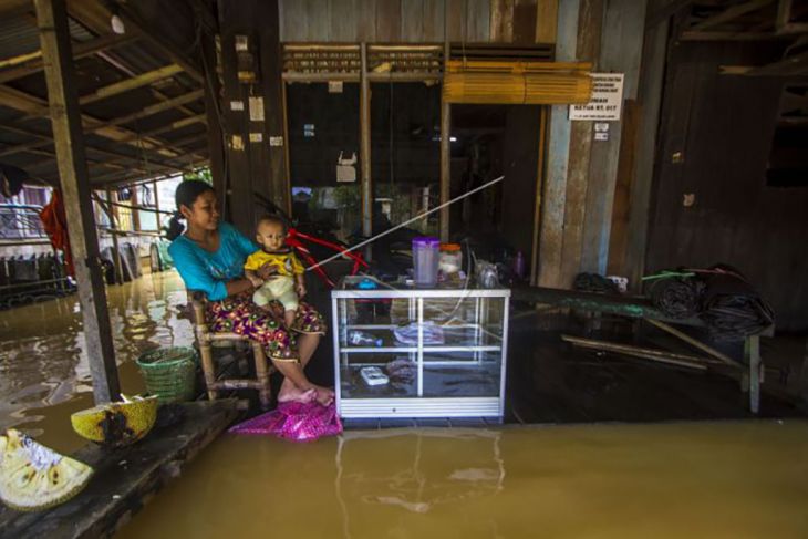 Banjir rendam 6 kecamatan di Hulu Sungai Tengah