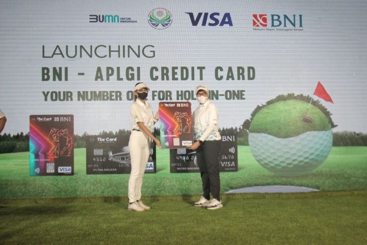 BNI-APLGI kartu kredit bagi penggemar golf diluncurkan dalam dua varian