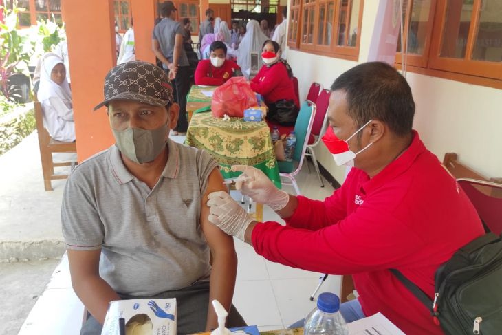 93,67 juta penduduk Indonesia telah terima vaksinasi COVID-19 dosis lengkap