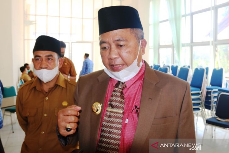 Bupati prihatin setiap bulan ASN di Aceh Barat gugat cerai suami