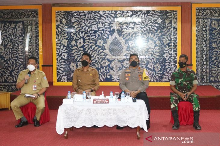 Bupati siapkan reward kecamatan tertinggi capaian vaksinasi