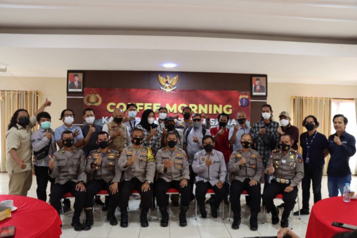 Polres Paser minta insan pers bantu edukasi soal vaksinasi