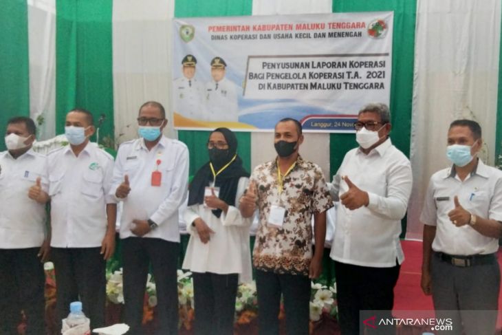 Pemkab Malra latih 34 koperasi susun laporan keuangan