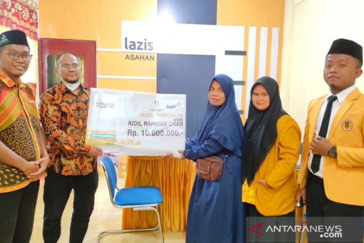 Lazismu Asahan Bantu Tunggakan Biaya Pendidikan Aidil Rahman