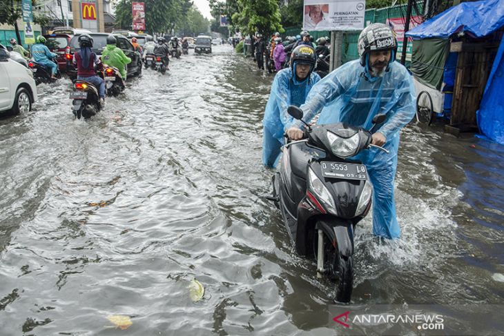 Drainase buruk di kota Bandung 