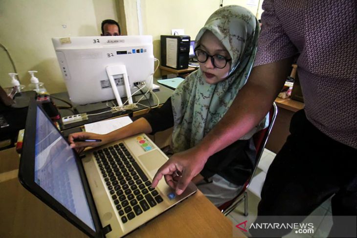 Pelatihan Microsoft Office bagi aparatur desa