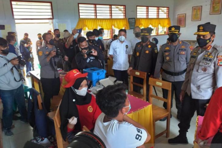 Bupati Bone Bolango apresiasi Polri dalam vaksinasi