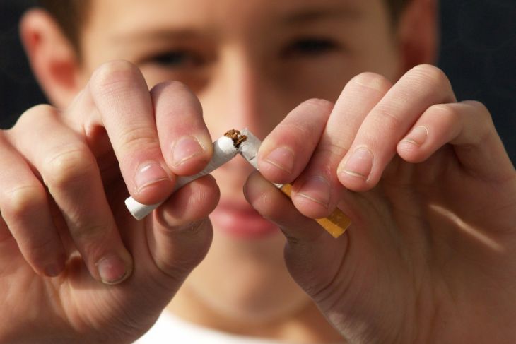 Penyakit paru kronik dan kanker paru bisa dicegah dengan berhenti merokok