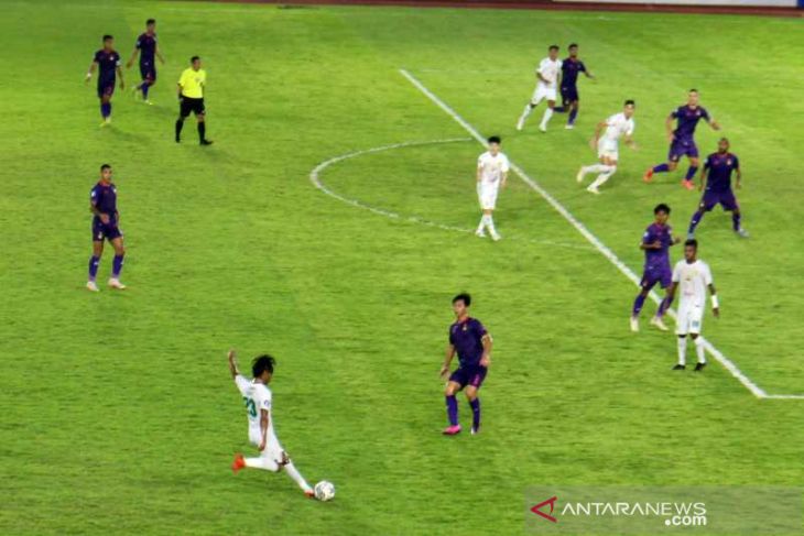 Liga 1 - Persik Kediri bermain imbang 0-0 lawan Persebaya
