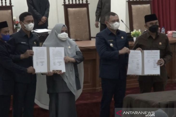 DPRD Paser setujui APBD Paser 2022 sebesar Rp 2,7 Triliun