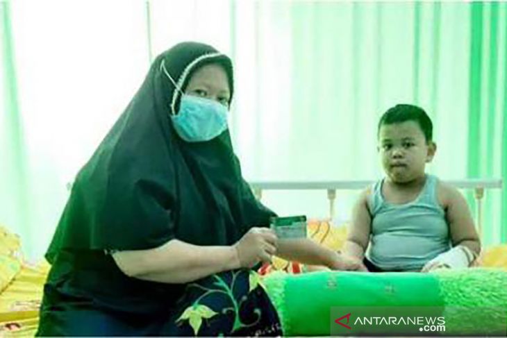 Warga Gorontalo sebut JKN-KIS bantu biaya penyembuhan anak