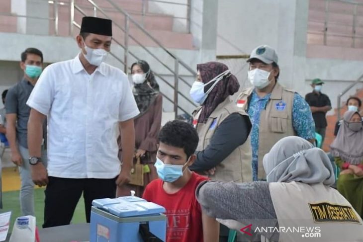 Batanghari targetkan pencapaian vaksinasi 70 persen di akhir 2021