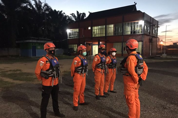 Bocah tenggelam, tinggalkan pakaian di tepi sungai