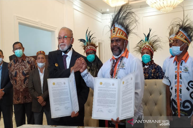 Wali Nanggroe Aceh dan Majelis Rakyat Papua teken MoU advokasi