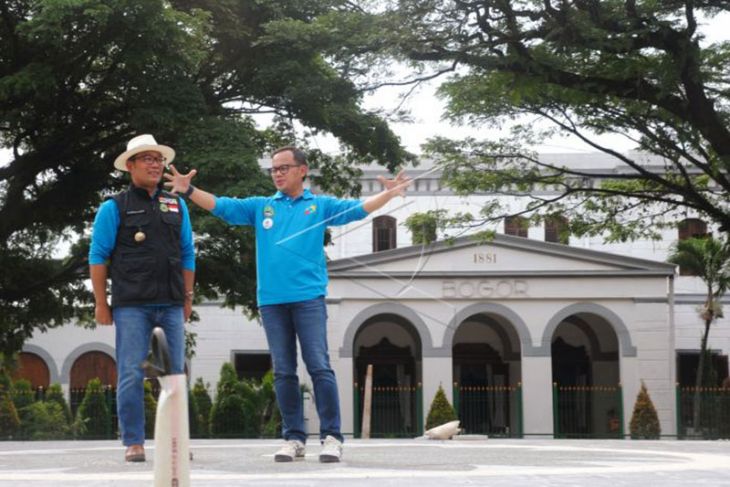 Gubernur Jabar tinjau pembangunan Alun-Alun Kota Bogor