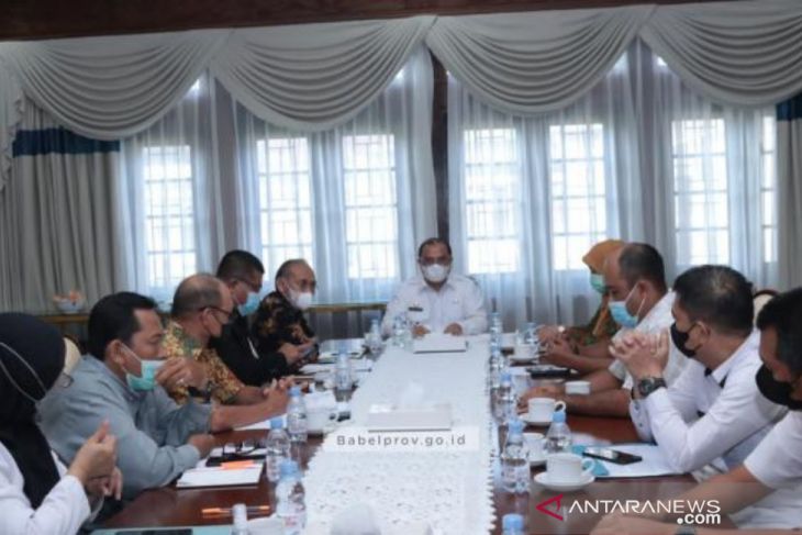 Pemprov Bangka Belitung sosialisasikan penetapan UMP 2022 ke perusahaan