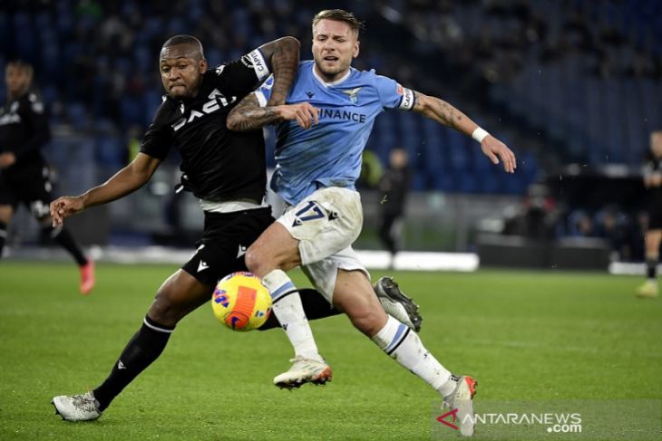 Lazio dan Udinese berbagi poin, pertandingan diwarnai 