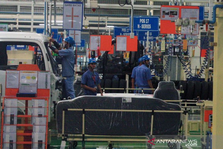 Kadin Karawang berharap agar UMK ditetapkan tanpa intervensi