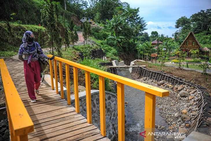 Kawasan wisata Wetland Cisurupan