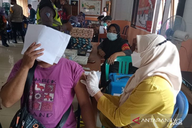 Cakupan vaksinasi di Mukomuko baru 58,78 persen