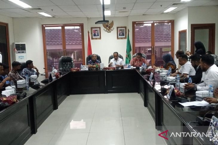 DPRD akan undang Kapolda Maluku jelaskan insiden di Desa Tamilouw tegakkan aturan