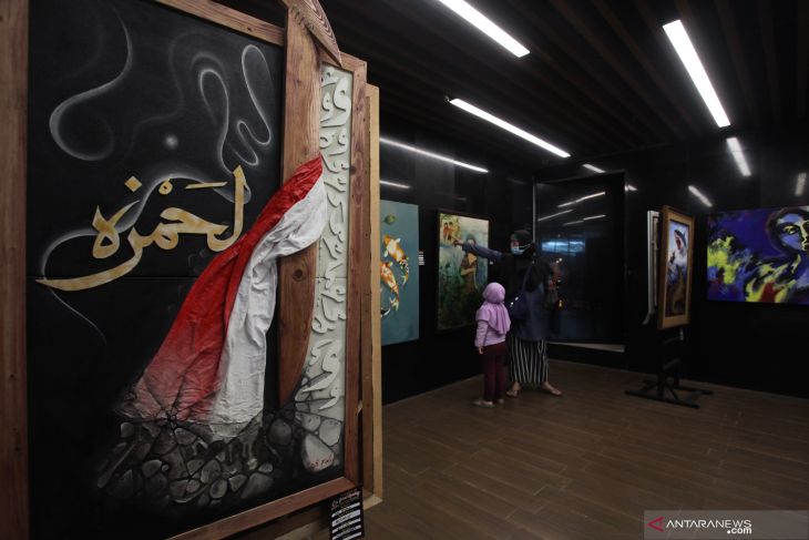 RUANG BAWAH TANAH ALUN-ALUN SURABAYA