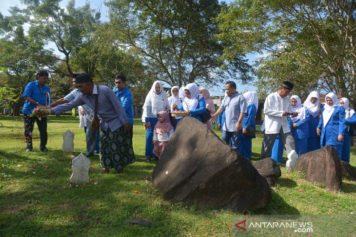 Wartawan Aceh gelar  doa untuk jurnalis korban bencana tsunami