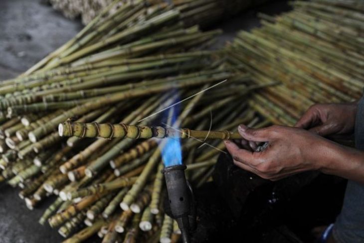 Kerajinan bambu cendani