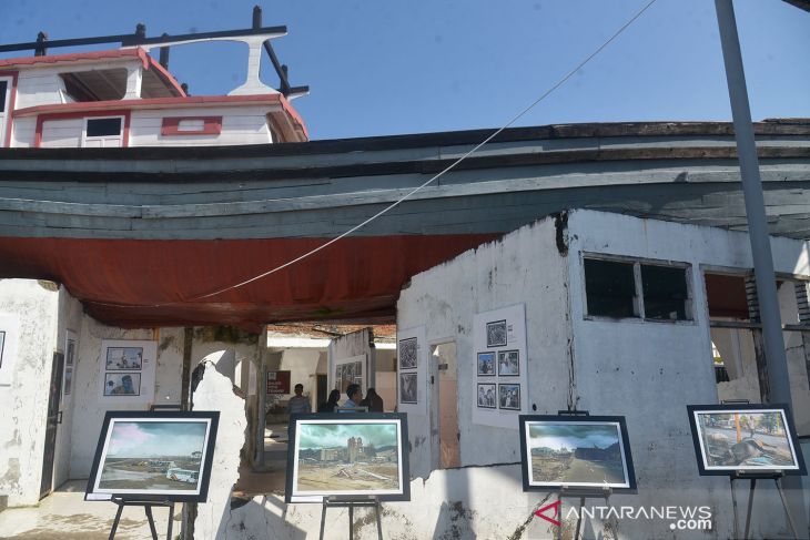 Pameran foto tsunami pandemi Aceh