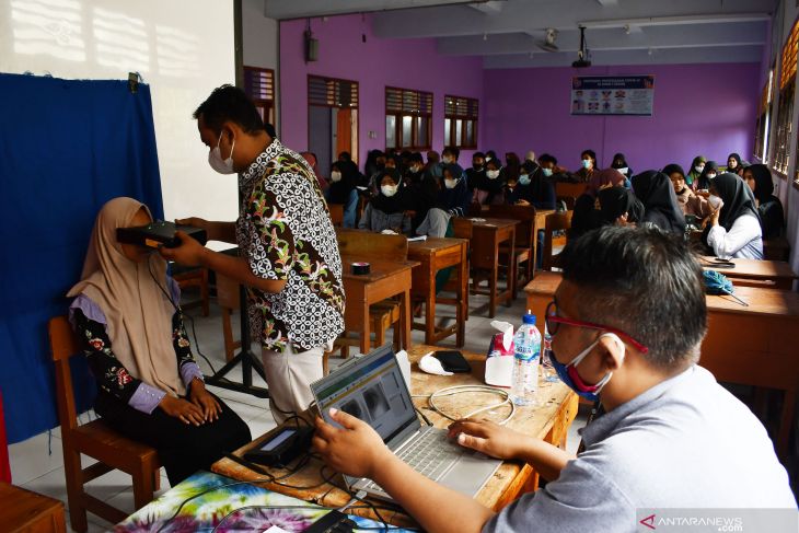 Perekaman KTP Elektronik Bagi Pelajar di Madiun