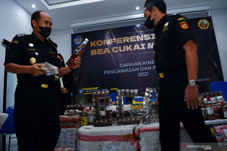 Capaian Bea Cukai Madiun 2021